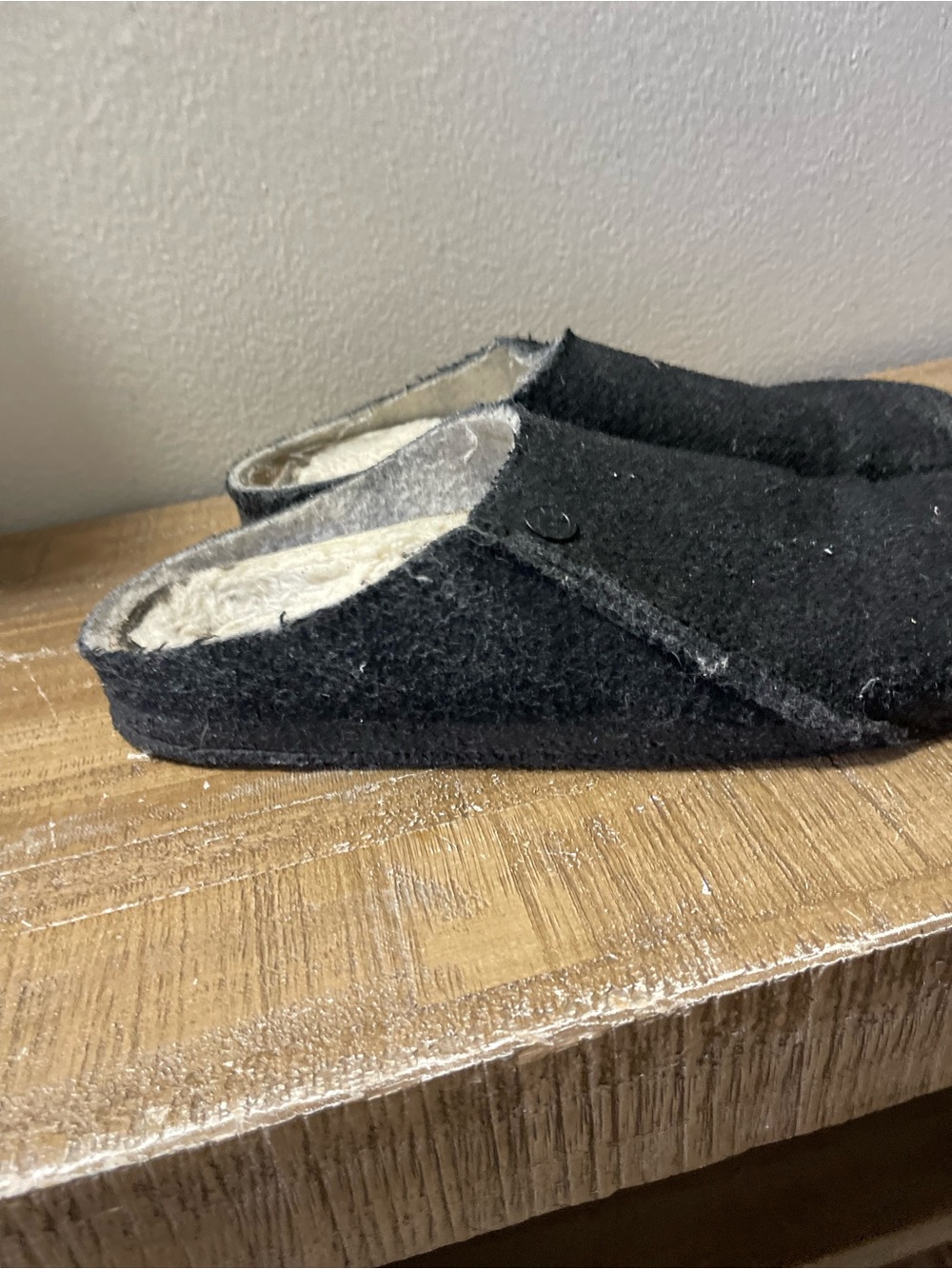 Birkenstock Black Felt Slippers size 8.5